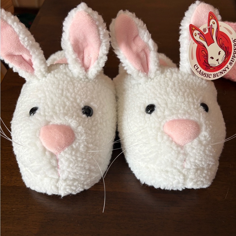 Medium Bunny Slipper - White and Pink